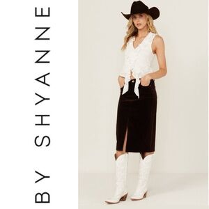 NWOT Shyanne Corduroy Pencil Skirt in Deep Brown